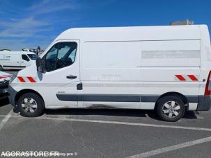 Fourgon avec parois et toit rigide Renault Master