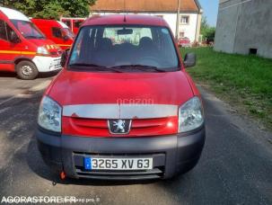 Fourgon avec parois et toit rigide Peugeot Partner