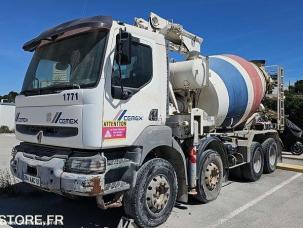 Bétonnière Renault Premium