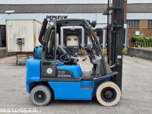  Nissan UD02A25PQ - 3F550