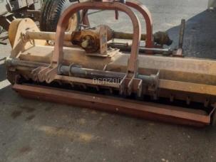 Broyeur d'accotement nc FU 200 V TUY A