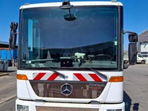 Benne à ordure ménagères Mercedes Econic