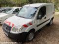 Fourgon avec parois et toit rigide Fiat DOBLO