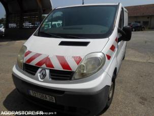 Fourgon avec parois et toit rigide Renault Trafic