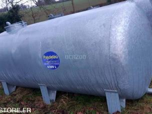 Citerne, cuve, tonne à eau nc