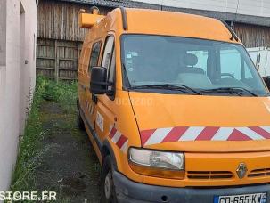 Fourgon avec parois et toit rigide Renault Master