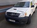 Fourgon avec parois et toit rigide Toyota HiLux