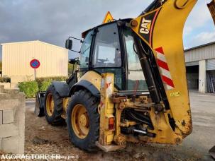 Mini-tractopelle Caterpillar 444E