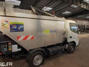 Benne à ordure ménagères Toyota Dyna