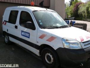 Fourgon avec parois et toit rigide Citroën Berlingo
