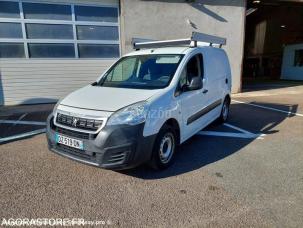 Fourgon avec parois et toit rigide Peugeot Partner