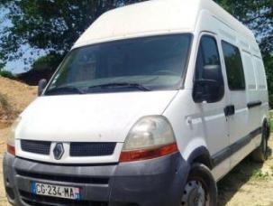 Fourgon avec parois et toit rigide Renault Master