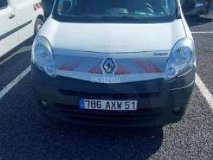 Fourgon avec parois et toit rigide Renault Kangoo