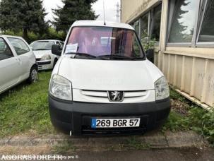 Fourgon avec parois et toit rigide Peugeot Partner
