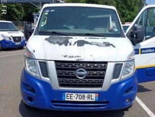 Fourgon avec parois et toit rigide Nissan NV400