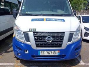 Fourgon avec parois et toit rigide Nissan NV400