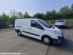 Fourgon avec parois et toit rigide Peugeot Expert