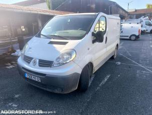 Fourgon avec parois et toit rigide Renault TR