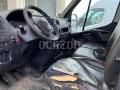 Fourgon avec parois et toit rigide Renault Master