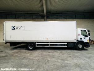 Fourgon avec parois et toit rigide Renault D WIDE