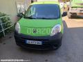 Fourgon avec parois et toit rigide Renault Kangoo