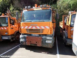 Benne basculante de chantier et de TP Iveco 190S27