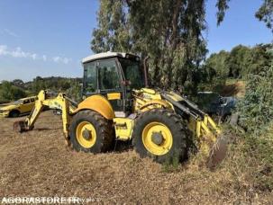 Tractopelle rigide nc B115B