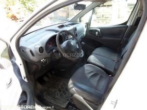 Fourgon avec parois et toit rigide Peugeot Partner