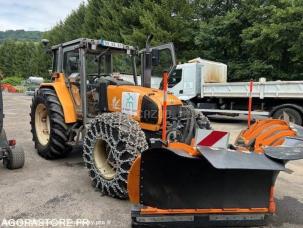 Tracteur agricole Renault R5