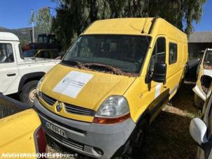 Fourgon avec parois et toit rigide Renault Master