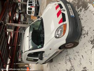 Fourgon avec parois et toit rigide nc kangoo