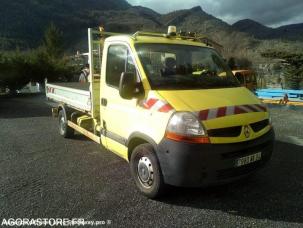 Fourgon avec parois et toit rigide Renault Master