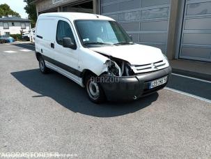 Fourgon avec parois et toit rigide Citroën Berlingo