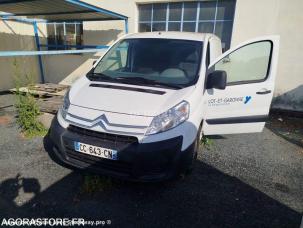 Fourgon avec parois et toit rigide Citroën Jumpy