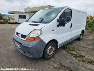 Fourgon avec parois et toit rigide Renault Trafic
