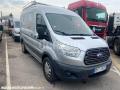 Fourgon avec parois et toit rigide Ford Transit