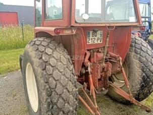 Tracteur agricole Renault R7441