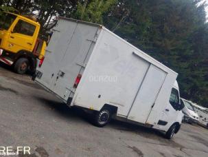 Fourgon avec parois et toit rigide Renault Master