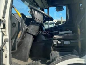 Benne à ordure ménagères Iveco 260S31