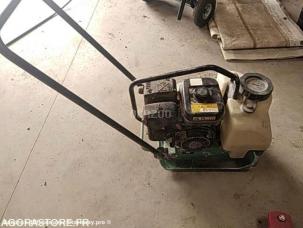 Compacteur à main Mikasa MVC-F60R