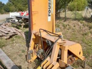 Broyeur d'accotement Rousseau 160 TS