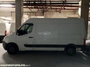 Fourgon avec parois et toit rigide Renault Master
