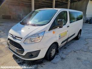 Fourgon avec parois et toit rigide Ford T.CUSTOM