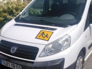 Fourgon avec parois et toit rigide Fiat Scudo