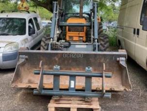 Tracteur agricole Renault R3144
