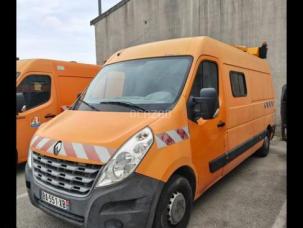 Fourgon avec parois et toit rigide Renault Master