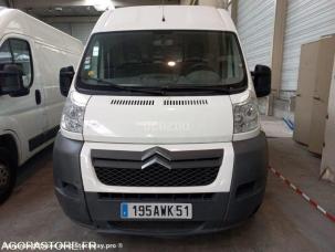 Fourgon avec parois et toit rigide Citroën Jumper