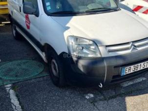 Fourgon avec parois et toit rigide Citroën Berlingo