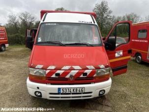 Fourgon avec parois et toit rigide Renault Master