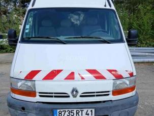 Fourgon avec parois et toit rigide Renault Master